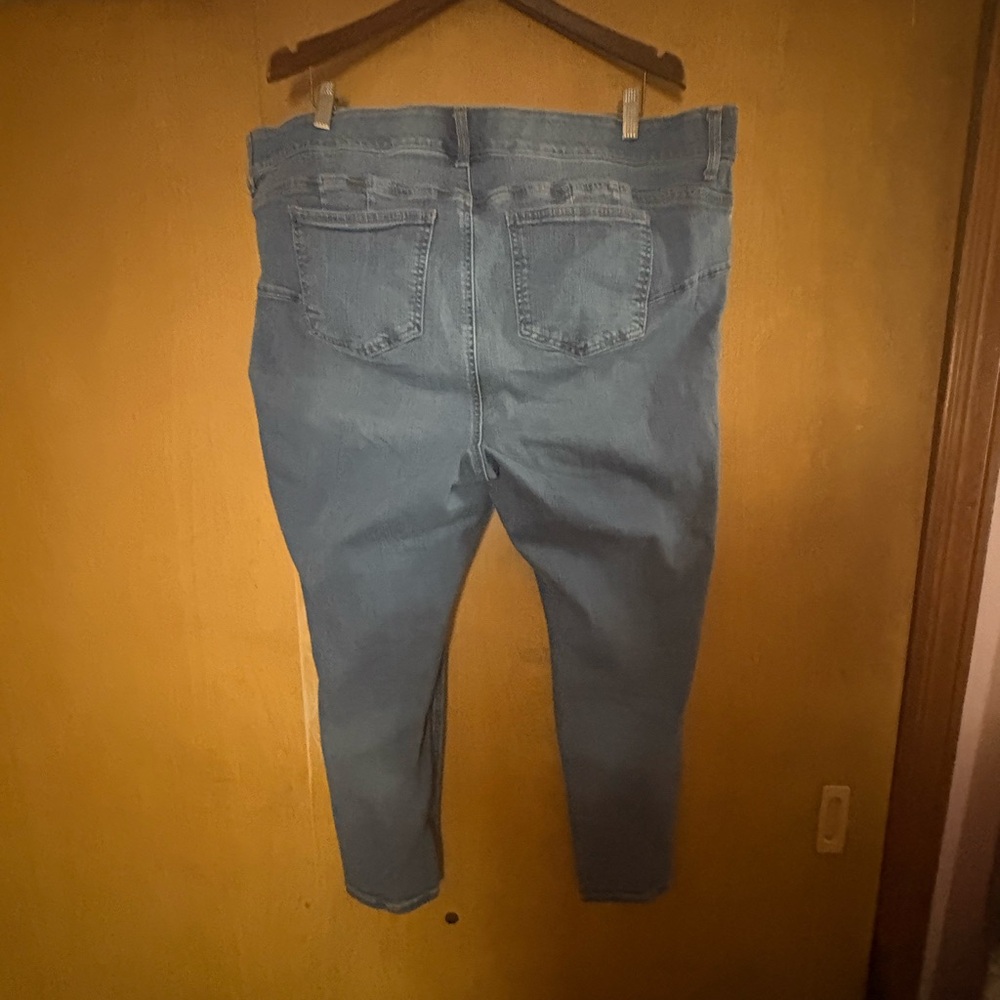 Torrid Light Blue Bombshell Skinny Jeans - Picture 4 of 5